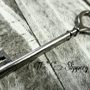Skeleton Keys Big Skeleton Key Silver Skeleton Key Wholesale Keys Skeleton Key Pendant Large Keys Heart Keys Heart Top Keys Wholesale Key 5