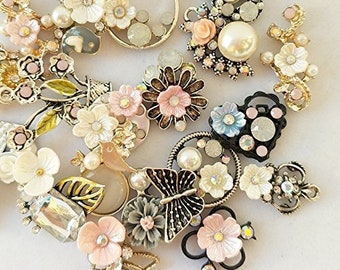 Floral Charms Set Vintage Style Charms Assorted Charms Lot Mixed Charms Flower Pendants Gold Charms Set 20pcs