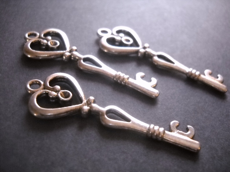 Heart Key Pendants Antiqued Silver Skeleton Keys 42mm Wholesale Skeleton Keys 50 pieces Bulk Skeleton Keys image 1