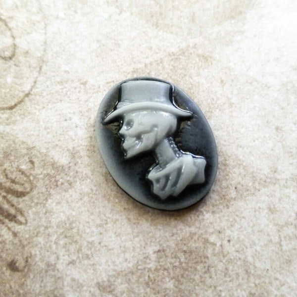 Cameo Cabochon Skeleton Cameo Oval Cabochon 25x18 Halloween Skull Cabochon Male Skeleton