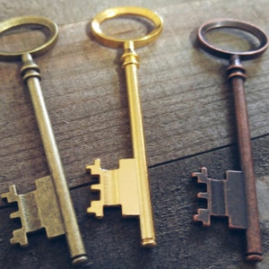 Big Keys Large Skeleton Key Bronze Key Pendants Gold Skeleton Key Lot Assorted Keys 80mm 3 inch Keys Old Fashioned Keys Large Key Pendants image 2