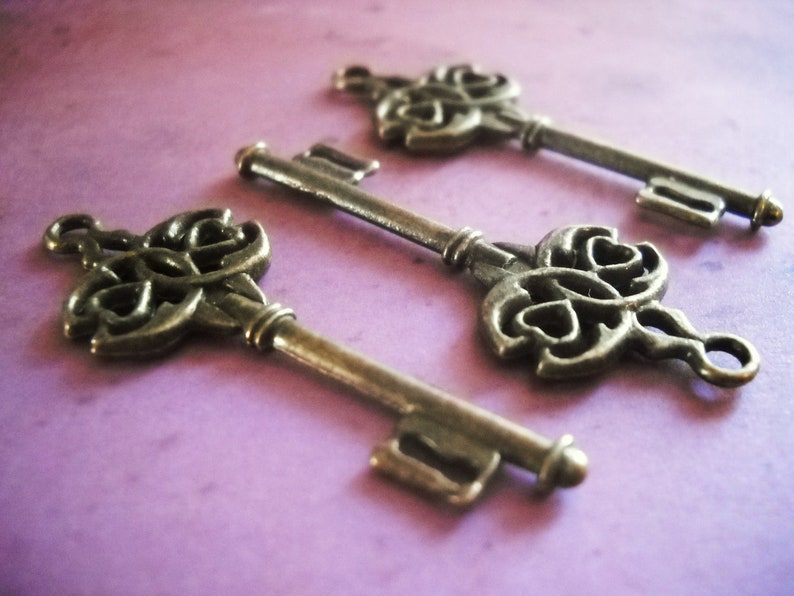 Bulk Skeleton Keys Bronze Keys Wholesale Keys Key Pendants Key Etsy