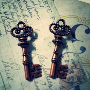 Skeleton Key Charms Key Pendants Antiqued Copper Keys Steampunk Keys Copper Charms Wholesale Keys 32mm 25 pieces