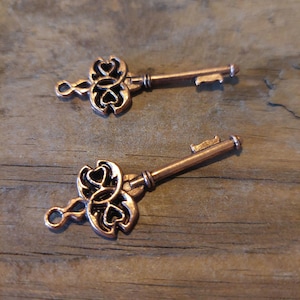 Skeleton Key Pendants Rose Gold Ornate Keys Wedding Keys 2 pieces 45mm