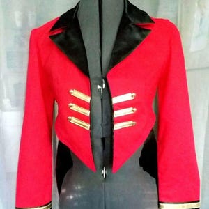 New Military Wool Tailcoat, Men&#39;s Red British Uniform Jacket With Velvet Collar ,Military Uniform Tailcoat For Men