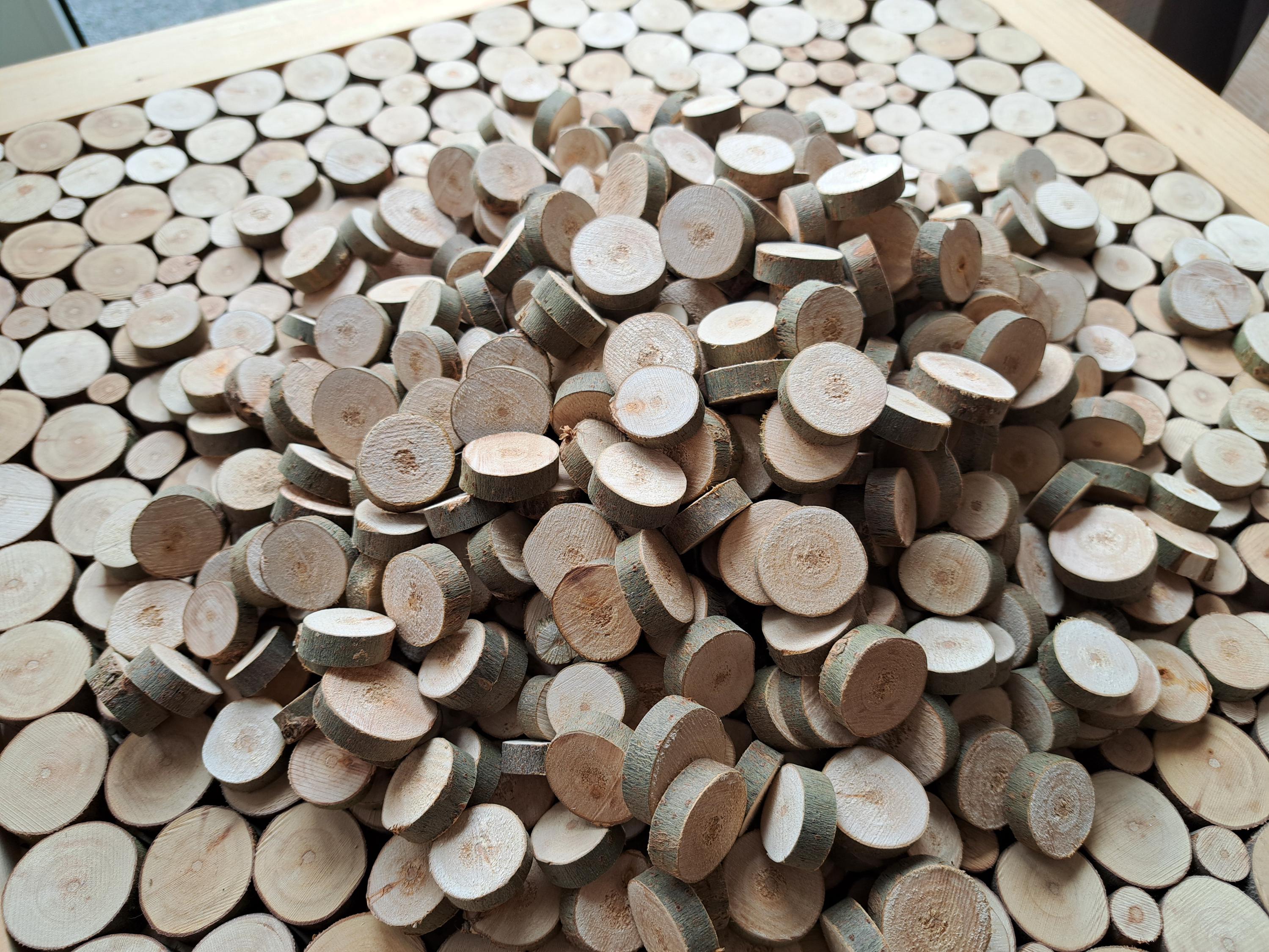 RUBY 50 Stück Rund Holzscheiben Holzscheiben zum basteln Holz Scheibe