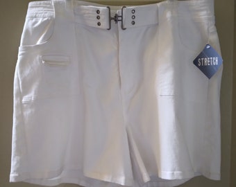 Short en denim blanc coton/élasthanne pour femme avec ceinture intégrée, vintage jamais porté