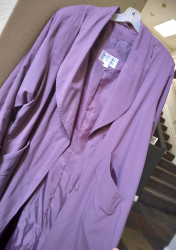 Plum colored TRENCH Coat, Fully lined, Size Woman 