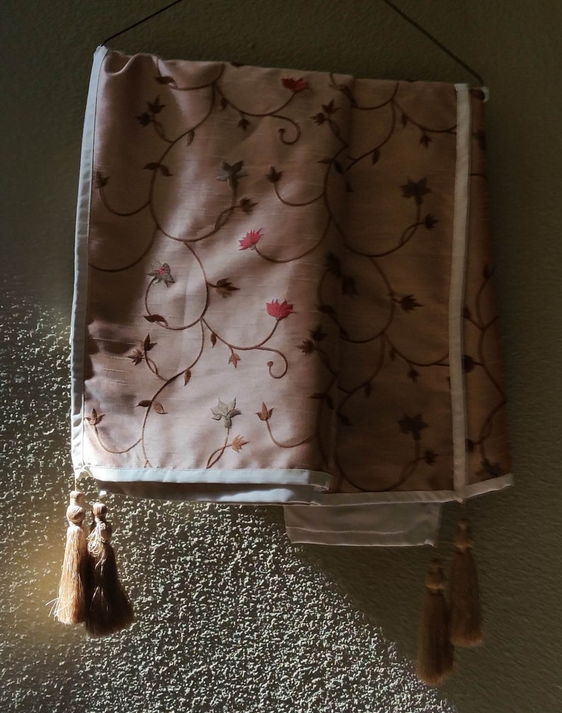 beautiful Embroidered Table Cover table cloth tasseled corners