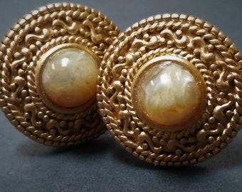 1980's clip-on Gold tone  earrings