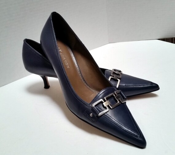 anne klein navy blue pumps