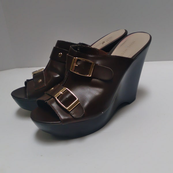 Size 9M Brown Faux Leather Slip-on Platform sandals with gold buckles