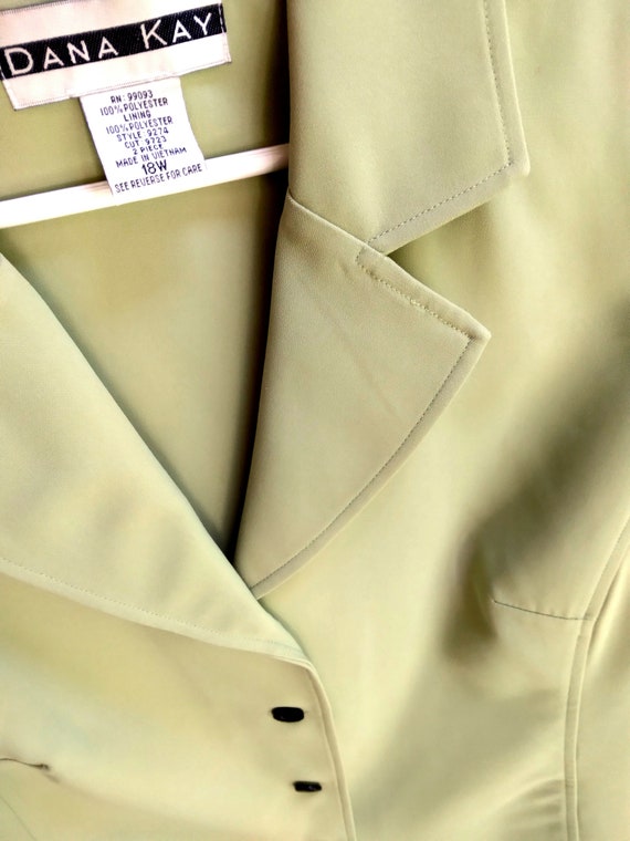 Woman's size 18 SAGE GREEN Blazer/suit jacket - image 6