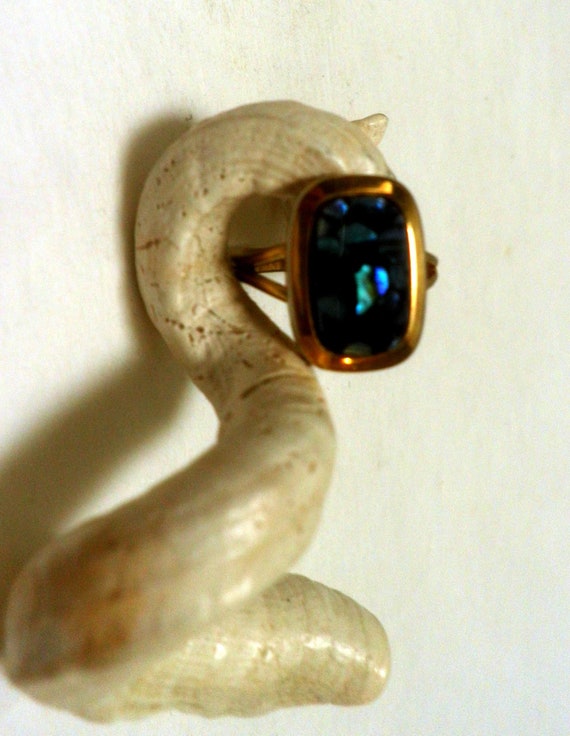 Ring, adjustable, PAUA Shell and resin Stone, gol… - image 3