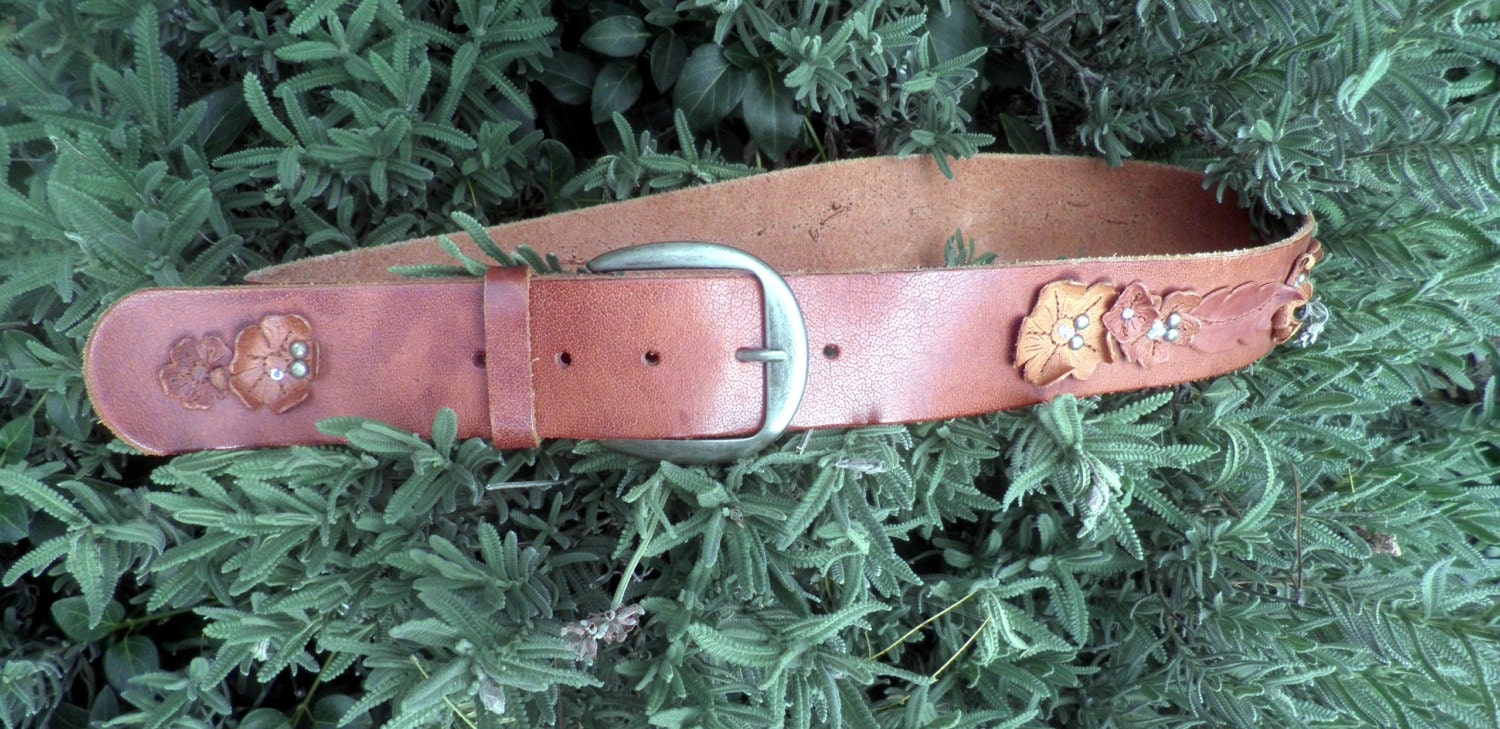 Leather BELT With Flower, Rhinestone and Metal