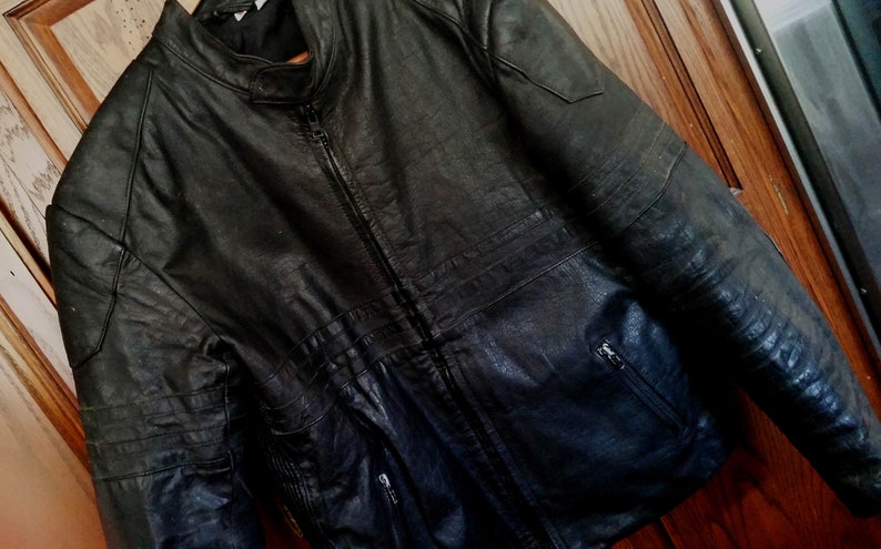 vintage BLACK Leather Motorcycle Jacket fully lined Men/'s size 48 Biker jacket