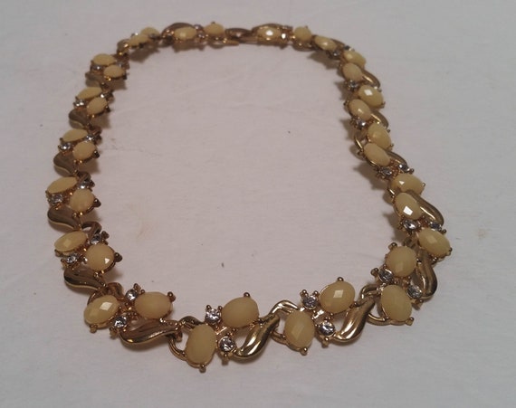 vintage CHOKER necklace, goldtone rhinestones and… - image 4