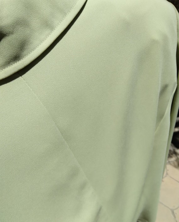 Woman's size 18 SAGE GREEN Blazer/suit jacket - image 5