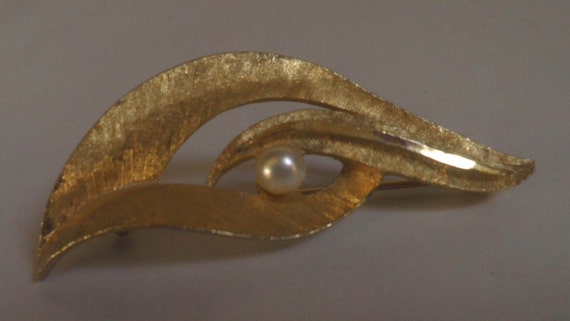 genuine Pearl and Gold Brooch/pin, marked B.S.K.,… - image 4