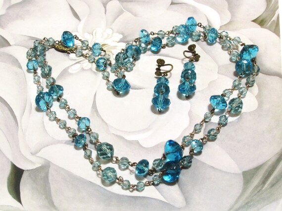 Vintage 1940s Long Necklace Earrings Set Blue Cry… - image 1