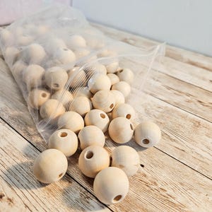 Large Wooden Beads – 1 Inch Round Beads, Natural Unfinished Wood (Bulk Lot)