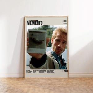 Memento, Christopher Nolan, Poster minimalista di un film, Poster retrò di un film, Stile moderno di metà secolo, Stampa artistica retrò vintage, I migliori film