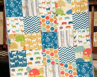 LAST ONE Elk Baby Quilt, Rustic Baby Quilt, Elk, Deer Baby Woodland Baby Blanket, Toddler Bedding Boy, Woodland Nursery, Woodland Crib Quilt