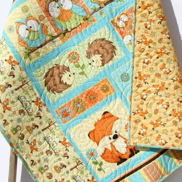 LAST ONES Baby Quilt Hooty Hoot Animals Nursery Decor Woodland Fox Owls Hedgehogs Forest Gender Neutral Boy or Girl Bedding Handmade Quilt