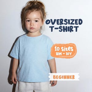 Puede incluir: Un juego de tres tazas de cerámica con un acabado mate moteado. Las tazas son de color crema, gris claro y gris oscuro. Cada taza tiene un diseño minimalista, ideal para café o té.