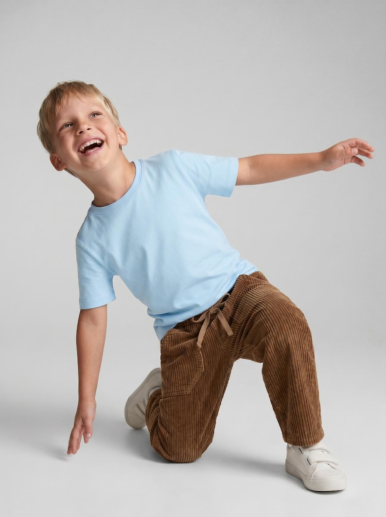 Childrens pants pattern for kids Pants With Pockets Sewing Pattern, PDF Patterns For Children, Boys pants pattern, linen pants pattern for children, simple pants pattern for girls, trousers pants pattern for kids, muslin pants pattern, elastic waistband pants pattern, summer pants pattern for kids, pull on pants patterns for kids, childrens pants pattern, toddler pants pattern, sewing pattern for toddlers, baby boy pants pattern, easy pants pattern for kids