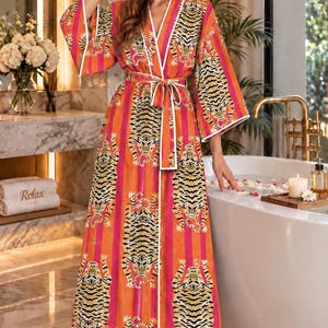 Orange Pink Tiger Kimono Robe, Tiger Print Bathrobe, Resort Stripe Kimono, Tropical Tiger Robe, Dubai Luxury Kaftan Robe, Bridal Robe