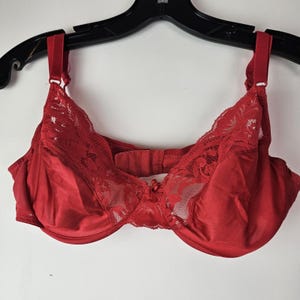 Soutien-gorge Victoria's Secret Taille 36C - Beige Transparent Sans Doublure, Brodé, Occasion Très Bon état
