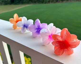 hibiscus flower clip!