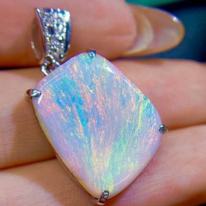 18K solid Gold Australian Natural Semi Black Opal Pendant/Vintage Black opal jewelry/Japannese pre-owned opal pendant