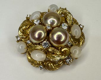 Christian Dior GROSSE 1968 Huge Openwork Flower Pentagram Pearl