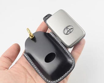 Toyota Wildlander / Land Cruiser Key Cover – Hand-Made Shell Cordovan Leather Case, Snap-Button Clasp