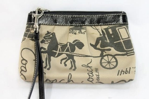 coach wallet horse and carriage