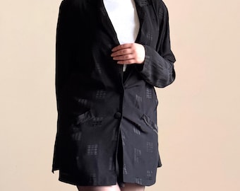 Blazer vintage anni '80 e '90, camicetta lunga, giacca in viscosa nera, testurizzata, elegante, minimalista, lusso discreto