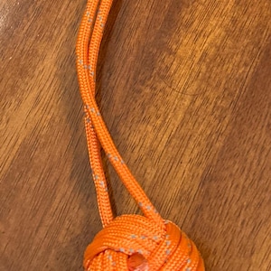 monkeys fist paracord