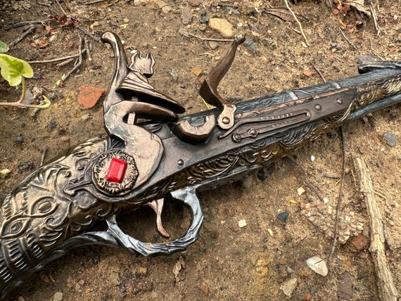 Bloodborne Evelyn Sidearm Prop – Victorian Flintlock | Cosplay