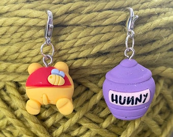 Pooh & Hunny Pot Duo