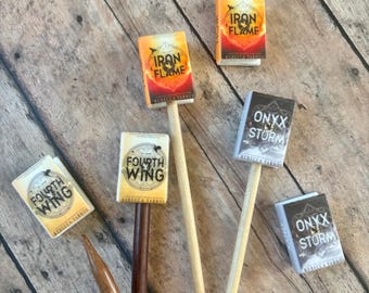 Fourth Wing Book Cover Point Protectors, set of 2