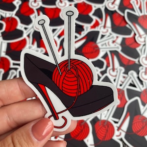 Adesivo de lã 3” - sapato de salto alto de tricô temático da The Sexy Knitter