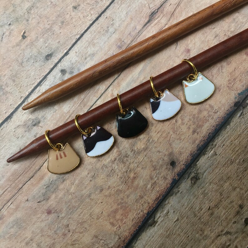 Silhouettes Cat Stitch Markers Set of knitting markers for your project bag