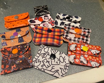 Halloween snap pouch 10 pack!