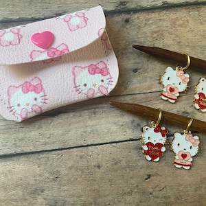 Pink HeIIo Kitty knit marker pouch, set of 4 cat & heart stitch markers for your knitting project bag