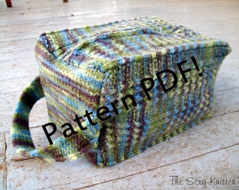 Knitting Pattern: Felted Box Bag, 2 skein project, worsted weight non superwash yarn, zipper pouch