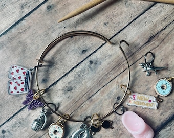 Stitch Marker Bracelet - Dungeon Crawler Carl
