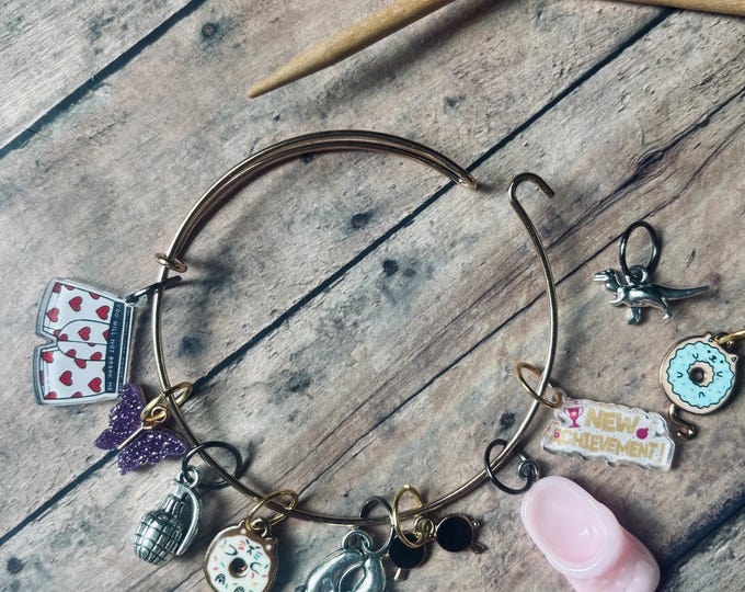 Featured listing image: Stitch Marker Bracelet - Dungeon Crawler Carl