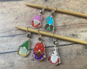 Garden gnome stitch markers for knitting, set of 5 gnomes for your knit project bag